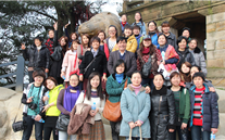 利来老牌国际官网app集团组织2012年国际三八妇女节登山活动