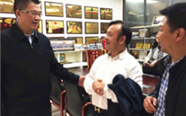 重庆市人大常委会副主任、市总工会主席郑洪一行来利来老牌国际官网app集团视察调研
